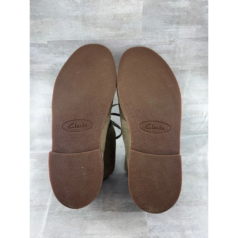 Clarks Men Desert Boots Olive Green Suede Chukka Ankle Boots 61139099 Size 11M